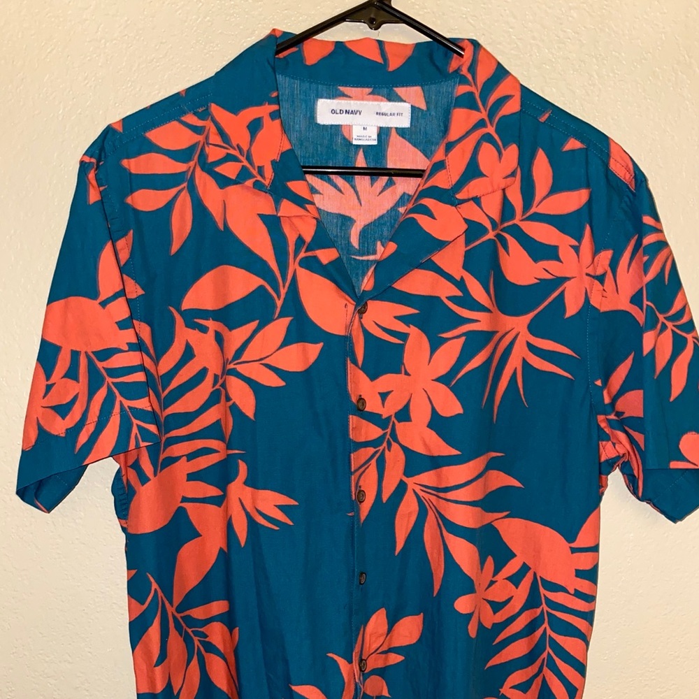 Short sleeve Hawaiian shirt